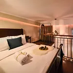 דירה Regina Elisabeta Duplex-style Studios: Cozy Haven In The City Center *