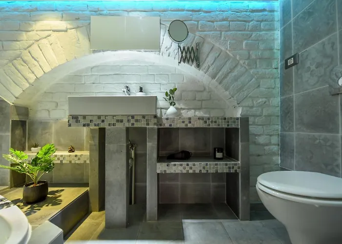 Regina Elisabeta Duplex-style Studios: Cozy Haven In The City Center * Bucarest