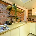 Regina Elisabeta Duplex-style Studios: Cozy Haven In The City Center Appartamento Bucarest