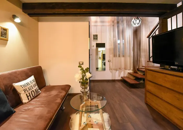 Regina Elisabeta Duplex-style Studios: Cozy Haven In The City Center