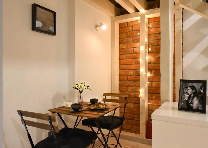 Apartment Regina Elisabeta Duplex-style Studios: Cozy Haven In The City Center